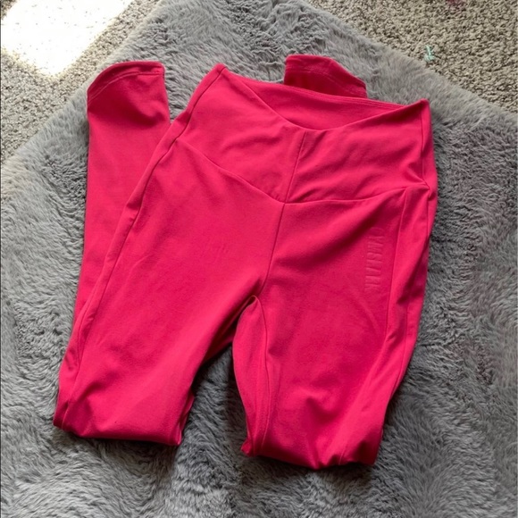 Gymshark Captivate set, size S - Picture 4 of 5